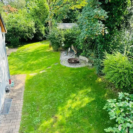 Luxurioeses Mit Garten Appartement