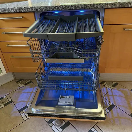 Appartement Luxurioeses Mit Garten
